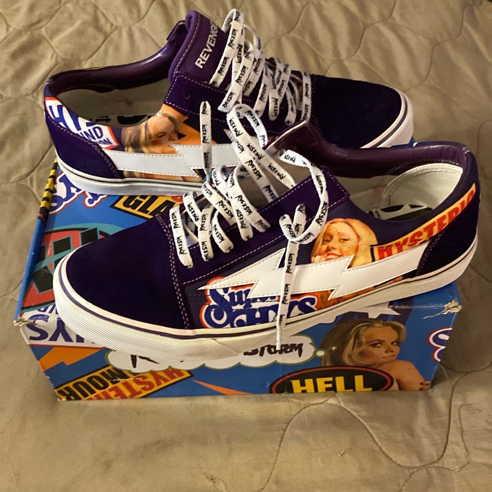 Revenge x storm low sneakers